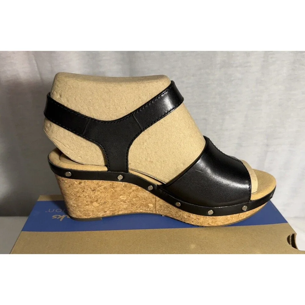 NEW NIB CLARKS Annadel Clover Wedge Sandal Size 7 WIDE Black Leather Shoes Women